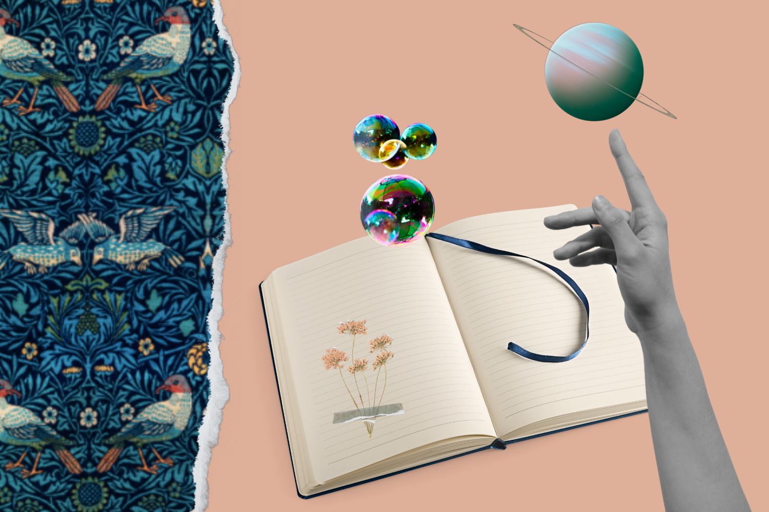 L'importanza della linea editoriale. Nell'immagine, a rappresentare la pianificazione dei contenuti, un collage: un ritaglio di carta con un pattern sui toni del blu, un quaderno aprto su cui sono stati attaccati dei fiori essiccati, una mano che indica un pianeta e delle bolle di sapone